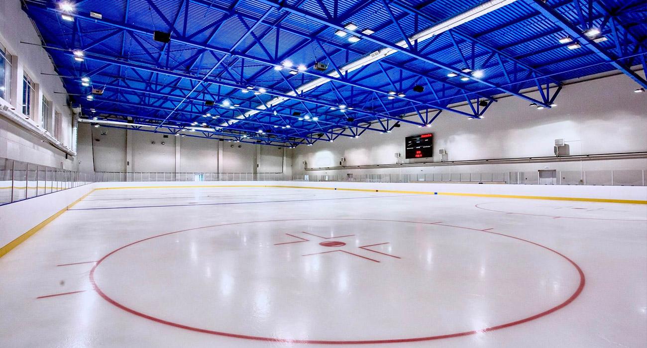 Спортивные светодиодные экраны для ледовых арен 