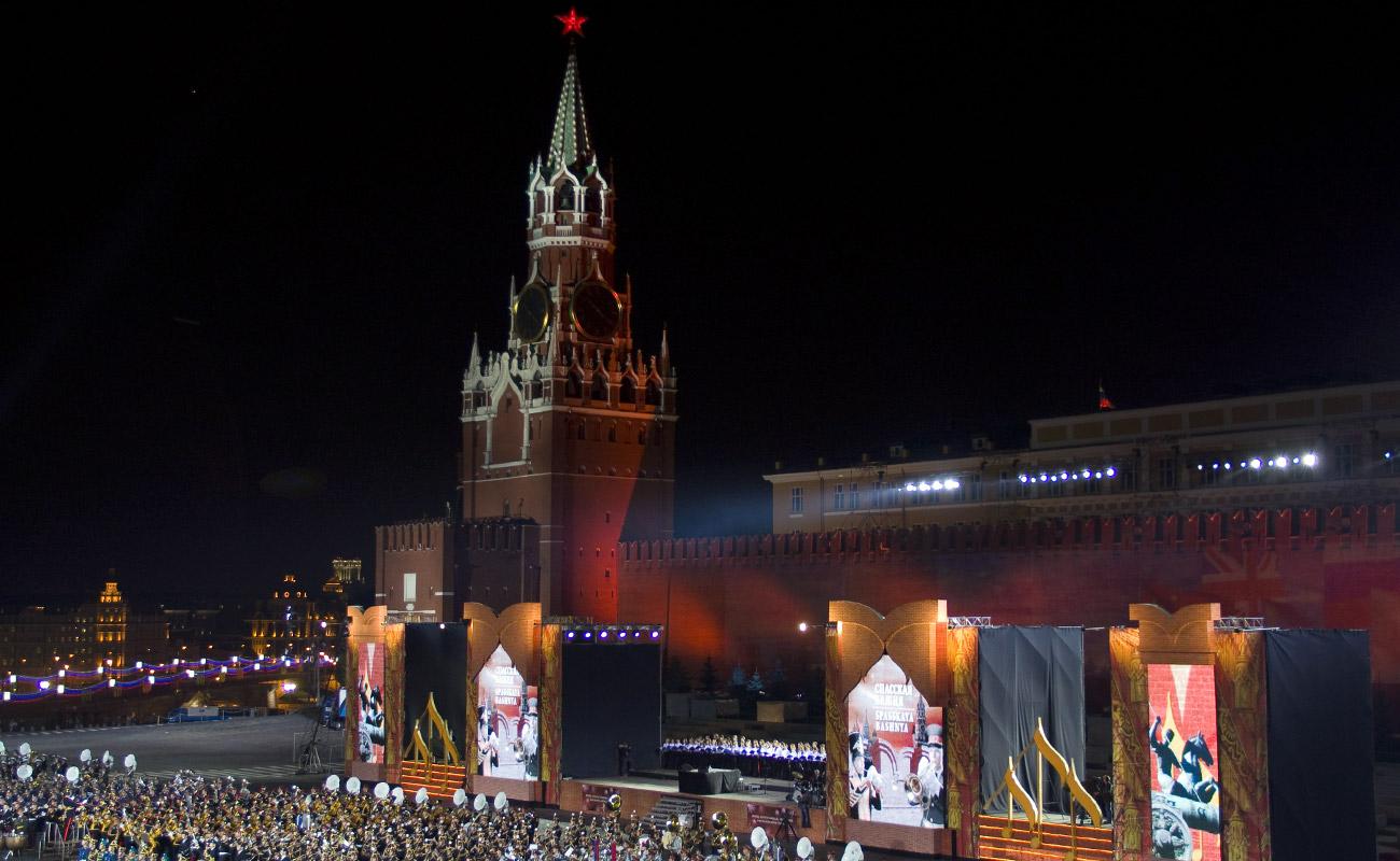 Светодиодные экраны на красной площади